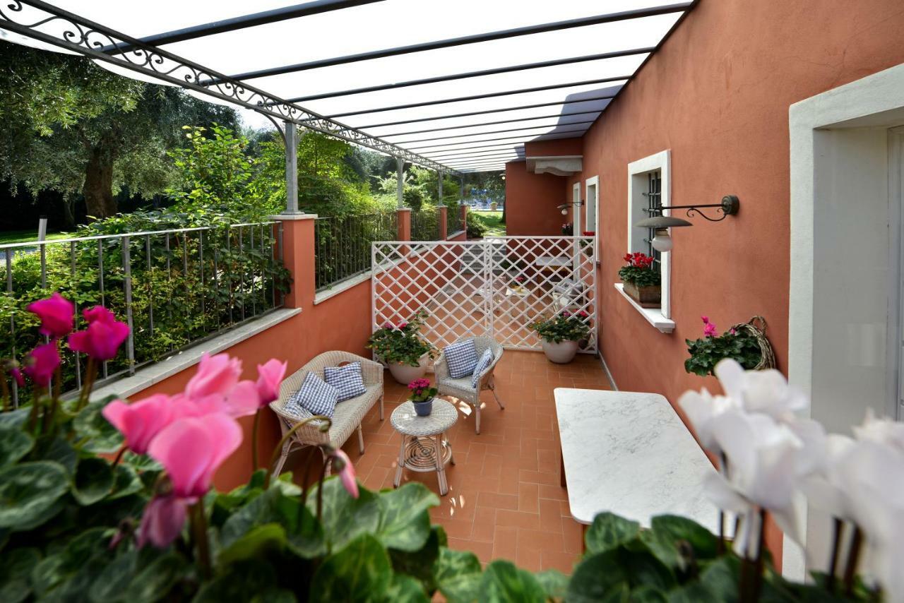 In Versilia 塞拉韦扎 外观 照片