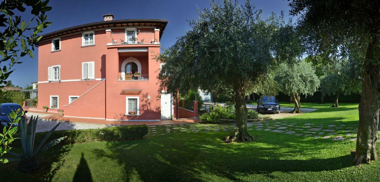 In Versilia 塞拉韦扎 外观 照片